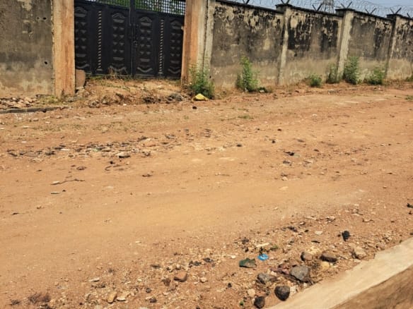 Premium 900 SQM Fenced Land for Sale in Alalubosa GRA, Ibadan 6 Premium 900 SQM Fenced Land for Sale in Alalubosa GRA, Ibadan
