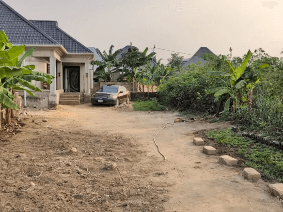 Prime Corner Plot Land in Oron Road, Uyo 18 Prime Corner Plot Land in Oron Road, Uyo