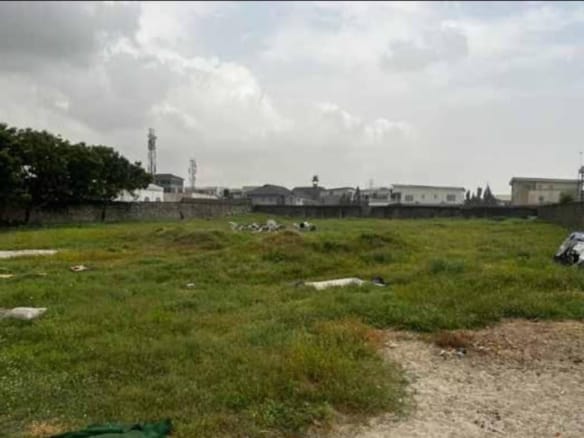 4600SQM of Fenced and gated land 18 4600SQM of Fenced and gated land