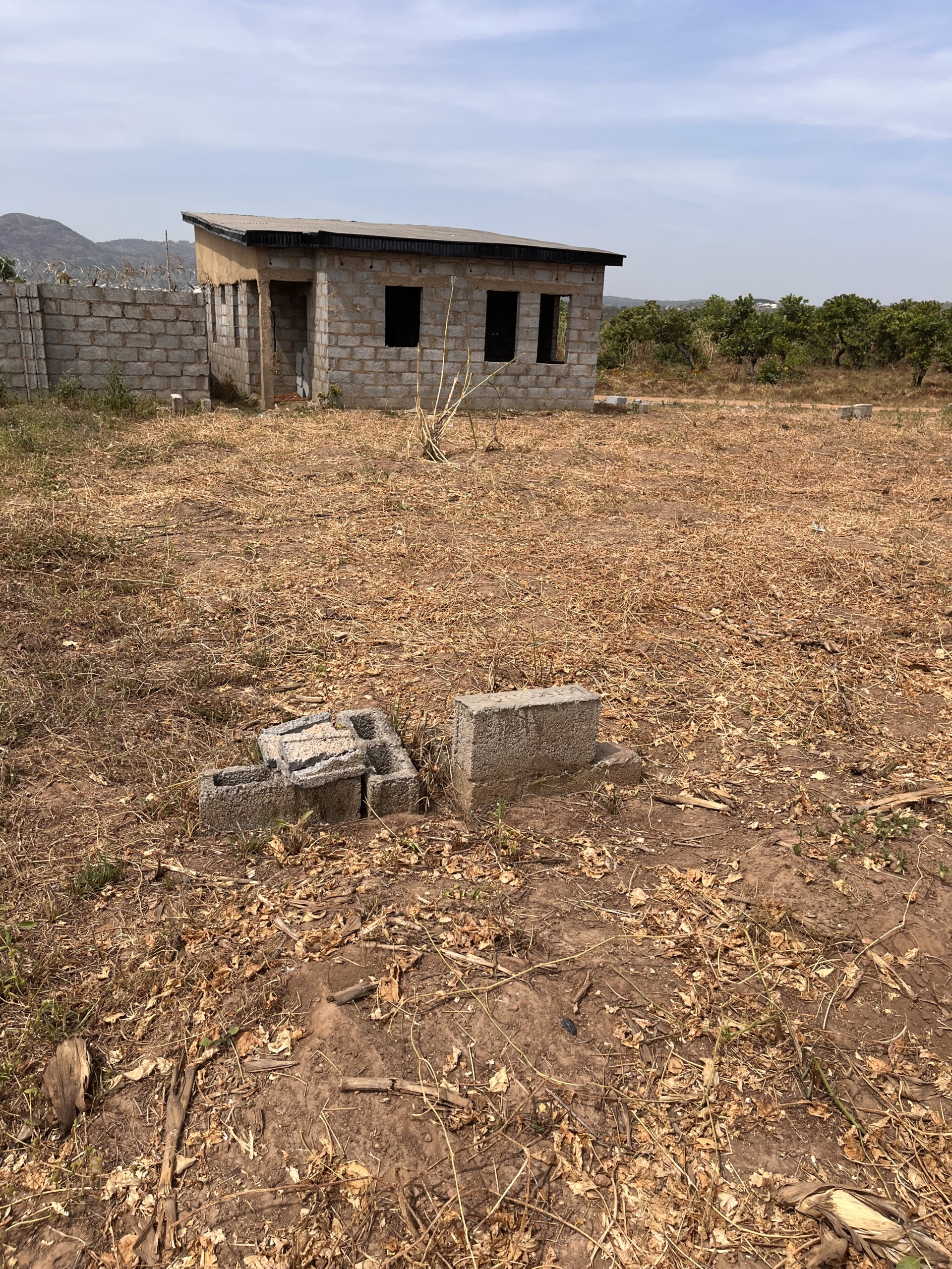 Affordable 25x50 plot of land for sell in Dutse
