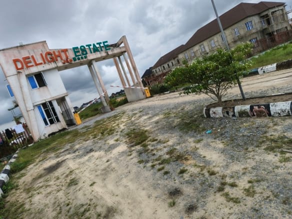 Distress Sale - 500sqm at Elecko Juntion