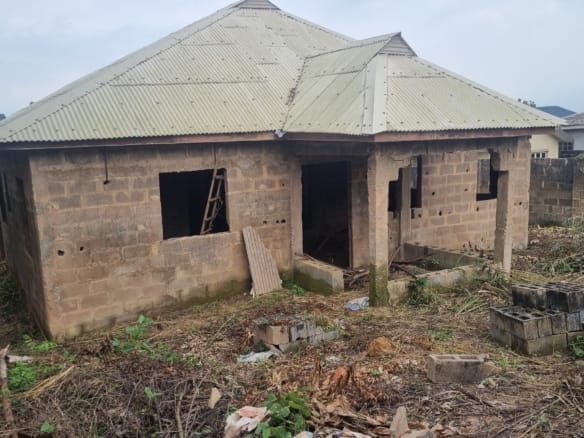 A Plot of Land with uncompleted structure of 2 wings of 3 bedrooms flat for Sale