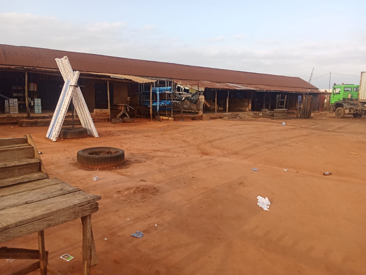 Land for Sale at Ikhueniro Benin-Agbor Road