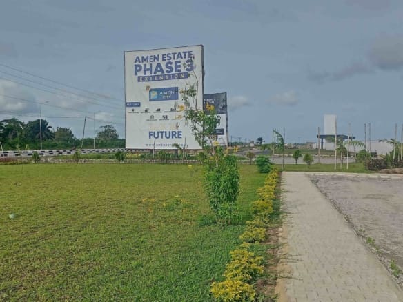 Live the Elite Lifestyle – Land for Sale Inside Amen Estate!